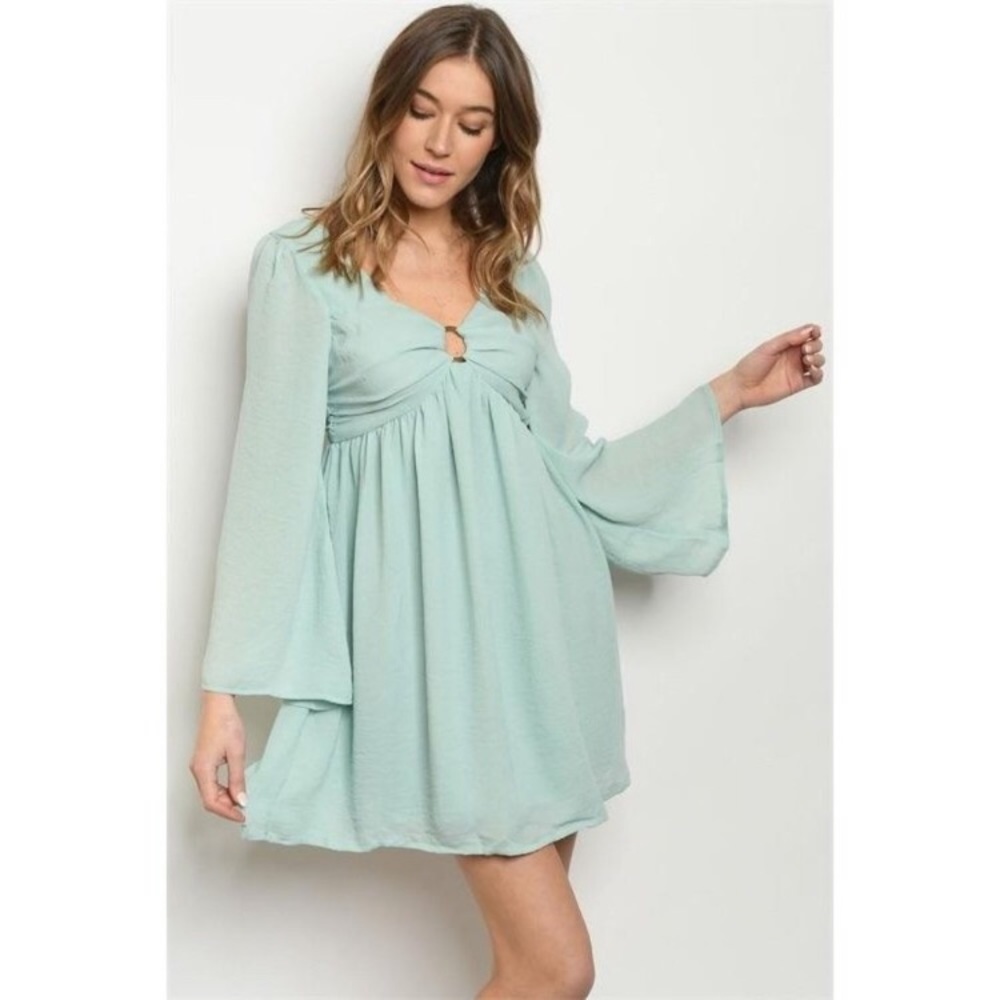 Entro Babydoll Mini Dress in Sage Green Size Medium
